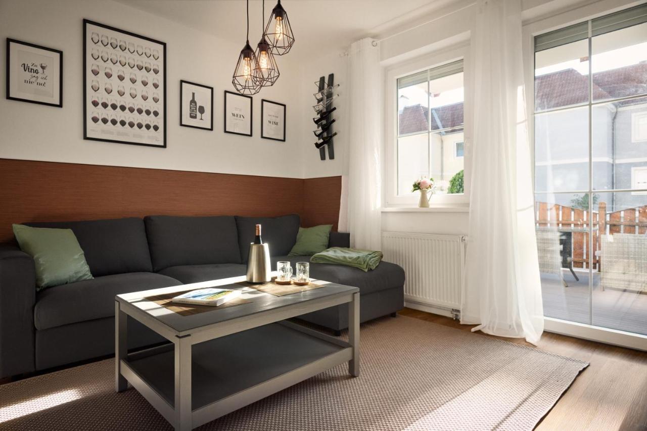 Ausg'Steckt - Wine Flat Modling - Great Location Apartment Exterior photo